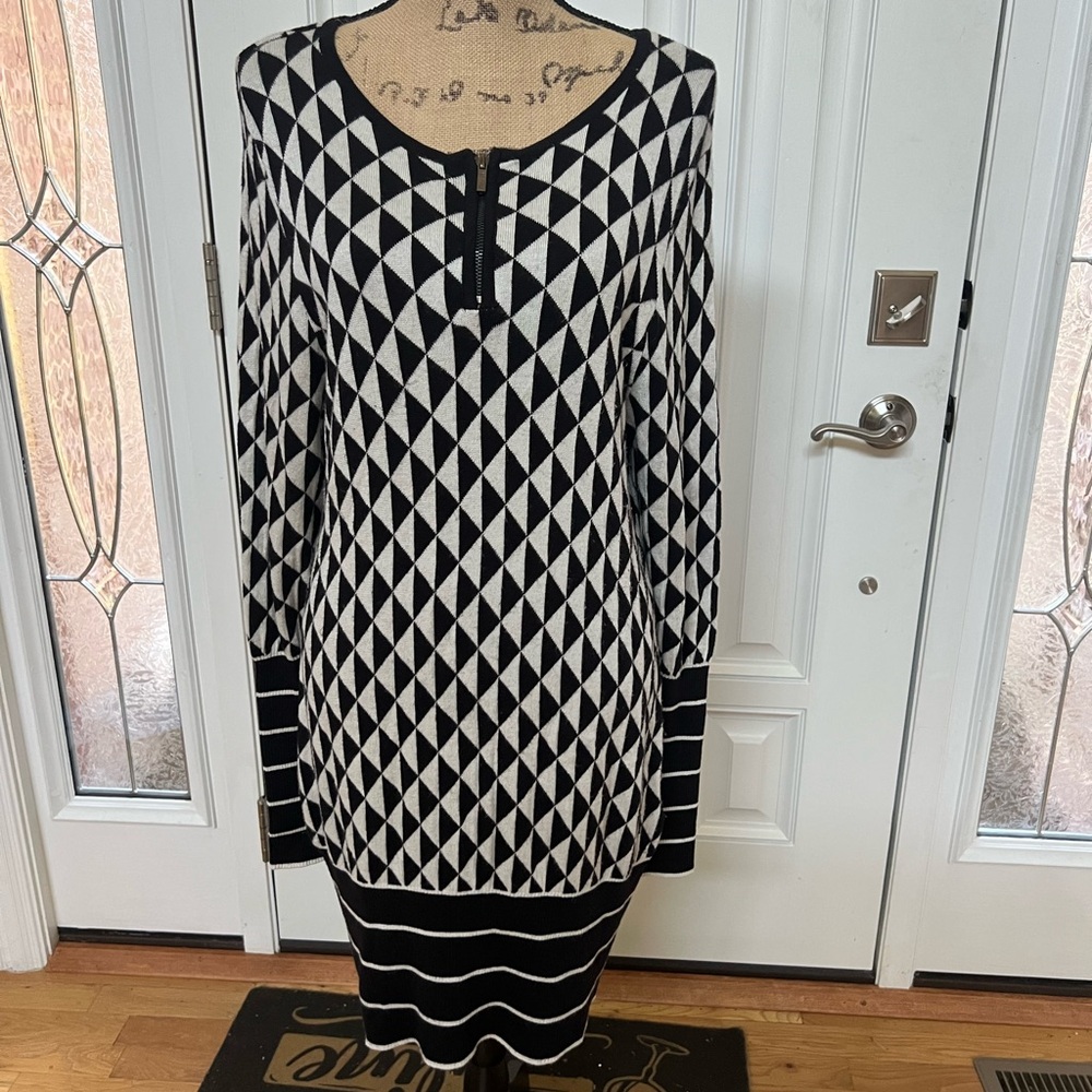 Karl Lagerfeld Black and White Diamond Pattern Dress